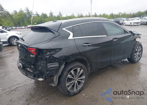 2018 Infiniti Qx30 Essential/Luxe/Luxury/Premium z USA, uszkodzony, nr VIN SJKCH5CR1JA042991